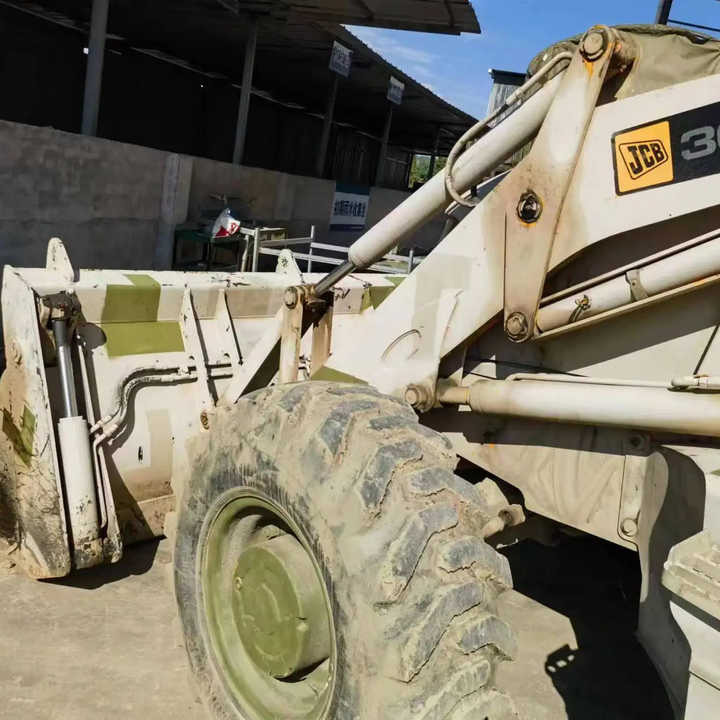 Hot sale Backhoe loader JCB 3CX 4*4 tlb loader UKmade, used cheap JCB 3CX retro loader and digger in good condition - מחפרון: תמונה 1 Hot sale Backhoe loader JCB 3CX 4*4 tlb loader UKmade, used cheap JCB 3CX retro loader and digger in good condition - מחפרון: תמונה 1