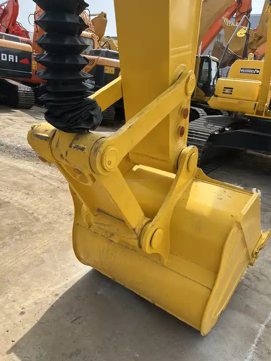 Komatsu Pc200-8 Pc200-7 Pc220-8 Excavator,Used Japan Original Komatsu Pc200-8 Excavator Shovel Hot Sale Spot,Low Price - מחפר סורק: תמונה 4 Komatsu Pc200-8 Pc200-7 Pc220-8 Excavator,Used Japan Original Komatsu Pc200-8 Excavator Shovel Hot Sale Spot,Low Price - מחפר סורק: תמונה 4