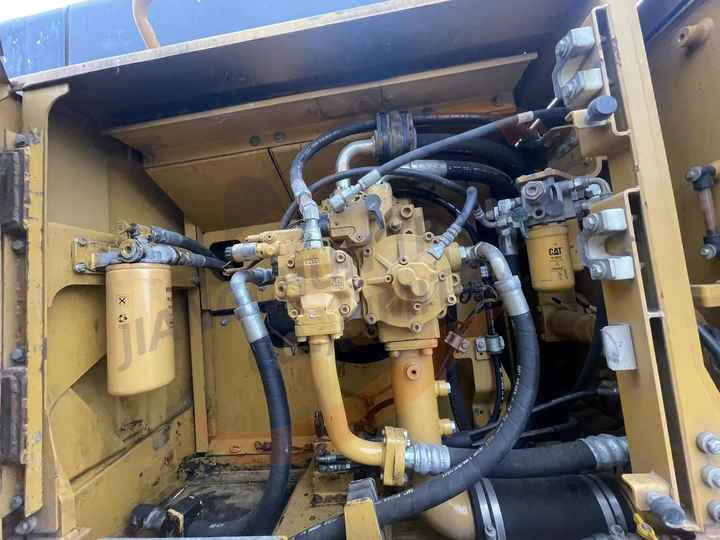 Original Well-Maintained CAT 349D Used Excavator for Sale - מחפר סורק: תמונה 4 Original Well-Maintained CAT 349D Used Excavator for Sale - מחפר סורק: תמונה 4