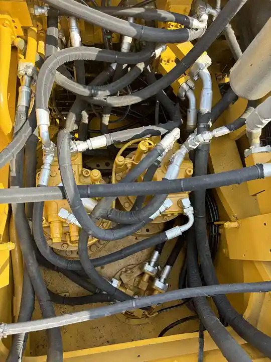 Second Hand CAT 349D2L Large Excavator, Original Cat 349d2L 340d2 340d2l 336dl Excavator Excavator for Hot Sale - מחפר: תמונה 4 Second Hand CAT 349D2L Large Excavator, Original Cat 349d2L 340d2 340d2l 336dl Excavator Excavator for Hot Sale - מחפר: תמונה 4