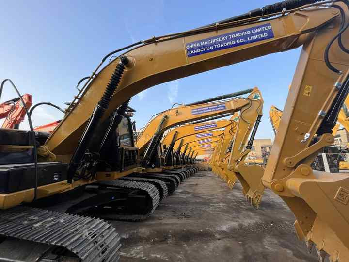 Second Hand Large Excavator CAT 320D 320d2 Caterpillar 20 Ton Used Crawler Excavator Caterpillar 320 Excavators - מחפר: תמונה 3 Second Hand Large Excavator CAT 320D 320d2 Caterpillar 20 Ton Used Crawler Excavator Caterpillar 320 Excavators - מחפר: תמונה 3