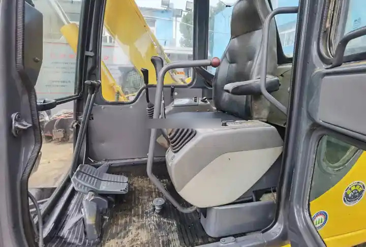 Second hand Komatsu PC60-7 excavator in good condition for sale - מחפר סורק: תמונה 4 Second hand Komatsu PC60-7 excavator in good condition for sale - מחפר סורק: תמונה 4