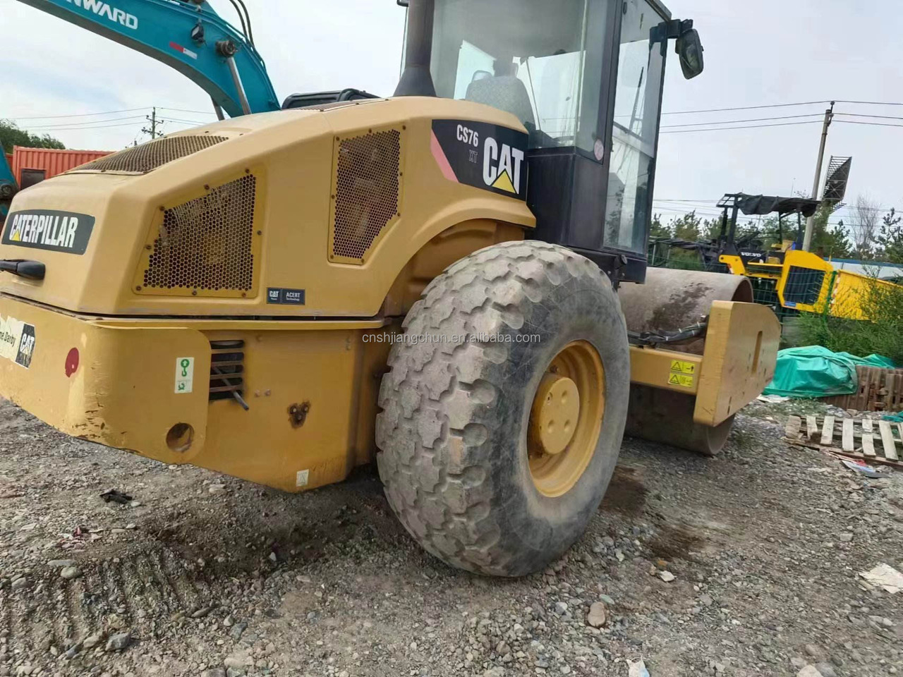 Used CAT CS76XT for sale Second hand caterpillar roller in good condition high brand quality, affordable and in stock - מדחס: תמונה 3 Used CAT CS76XT for sale Second hand caterpillar roller in good condition high brand quality, affordable and in stock - מדחס: תמונה 3