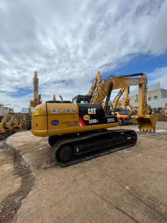 Used CAT second hand Caterpillar 320 320B 320C 320D Excavator Excavadoras de segunda mano - מחפר: תמונה 5 Used CAT second hand Caterpillar 320 320B 320C 320D Excavator Excavadoras de segunda mano - מחפר: תמונה 5