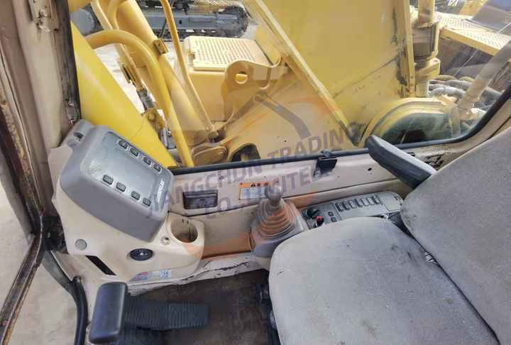 מחפר סורק Used Caterpillar crawler excavator CAT 330BL  330CL good condition and good price for sale: תמונה 6