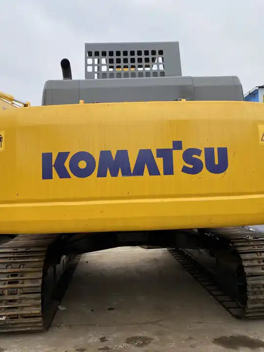 Used Excavator Japan 45ton Good Quality Komatsu Pc450-8 Excavator with hydraulic breaker Cheap Price For Sale - מחפר סורק: תמונה 2 Used Excavator Japan 45ton Good Quality Komatsu Pc450-8 Excavator with hydraulic breaker Cheap Price For Sale - מחפר סורק: תמונה 2