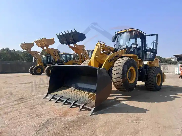 Competitive Original LiuGong Wheel Loader 856H in Good Condition with LOW PRICE - מעמיס גלגלים: תמונה 3 Competitive Original LiuGong Wheel Loader 856H in Good Condition with LOW PRICE - מעמיס גלגלים: תמונה 3