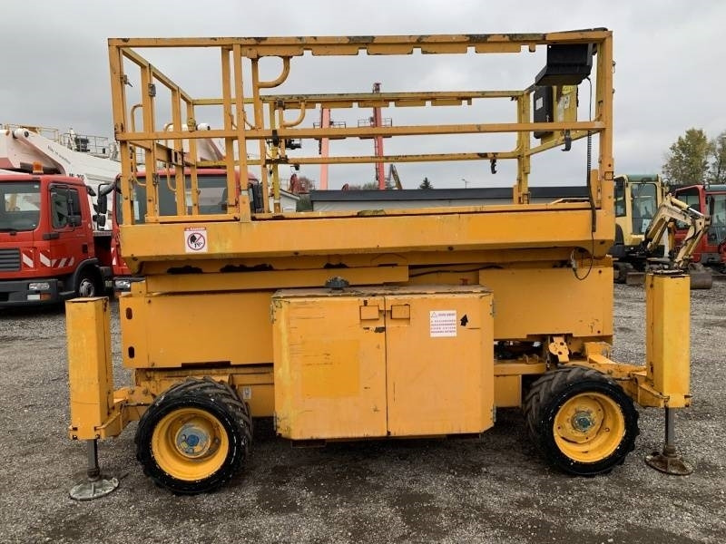 Genie GS-2669 - 10 m, 4x4, diesel - מעלית מספריים: תמונה 4 Genie GS-2669 - 10 m, 4x4, diesel - מעלית מספריים: תמונה 4