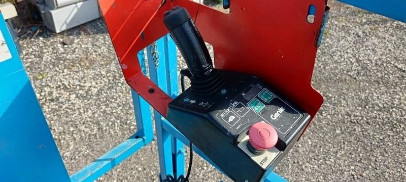 מעלית מספריים Genie GS4047 - 13,7m - electric: תמונה 14