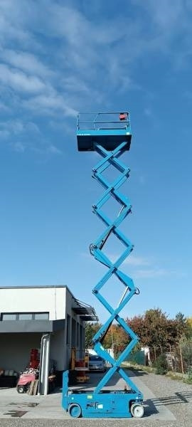 מעלית מספריים Genie GS4047 - 13,7m - electric: תמונה 9