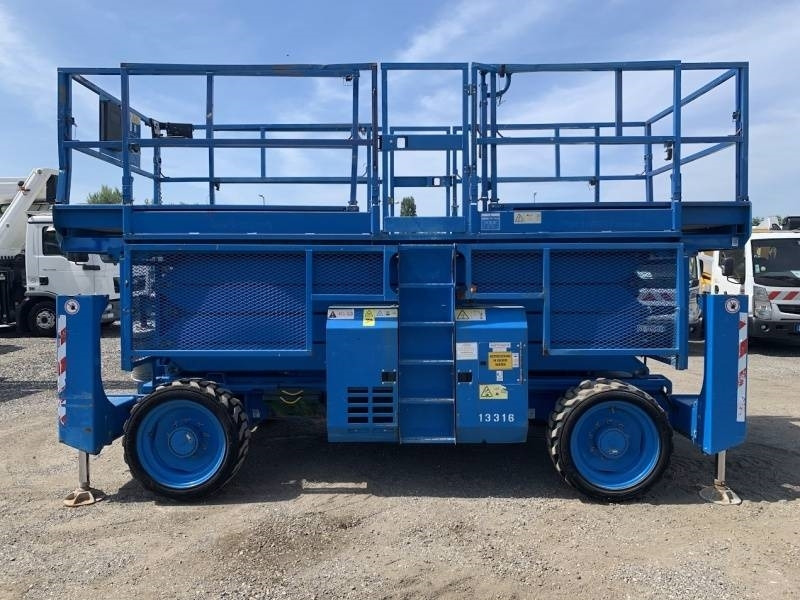 Genie GS4390 - 15,11m, diesel, 4x4 - מעלית מספריים: תמונה 5 Genie GS4390 - 15,11m, diesel, 4x4 - מעלית מספריים: תמונה 5