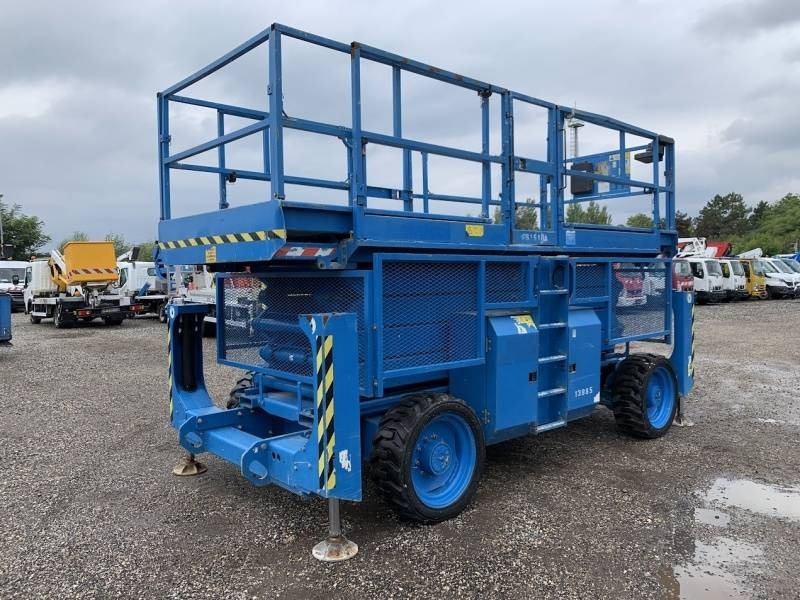 Genie GS4390 - 15,11m, diesel, 4x4 - מעלית מספריים: תמונה 2 Genie GS4390 - 15,11m, diesel, 4x4 - מעלית מספריים: תמונה 2