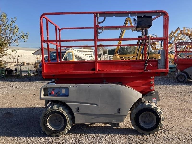 Haulotte Compact 10 RTE - 4x4, 10m, electric - *NEW BATTERY - מעלית מספריים: תמונה 5 Haulotte Compact 10 RTE - 4x4, 10m, electric - *NEW BATTERY - מעלית מספריים: תמונה 5