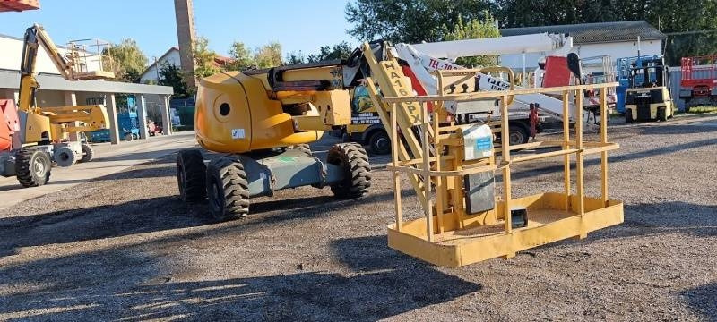 Haulotte HA16SPX - 16m, 4x4, diesel - זרוע מרפקי: תמונה 1 Haulotte HA16SPX - 16m, 4x4, diesel - זרוע מרפקי: תמונה 1