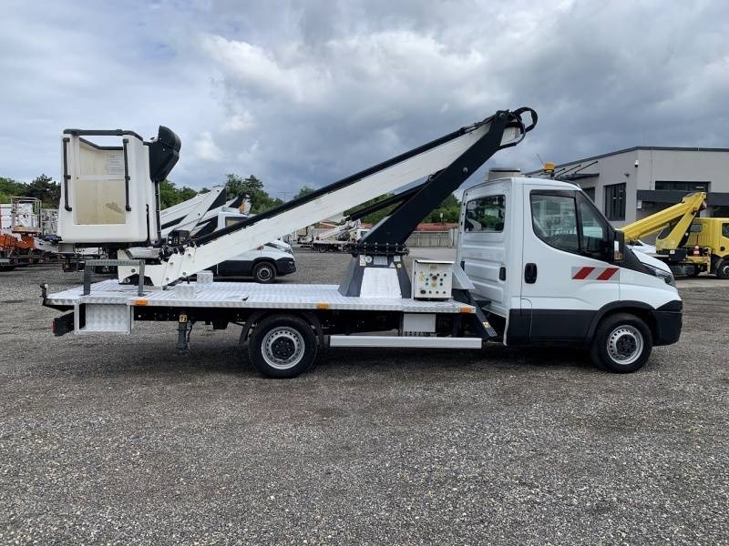 Iveco Daily Klubb KT48 - 16m, 200kg - פלטפורמה אווירית מותקנת על משאית: תמונה 4 Iveco Daily Klubb KT48 - 16m, 200kg - פלטפורמה אווירית מותקנת על משאית: תמונה 4