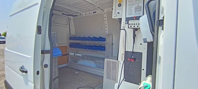 פלטפורמה אווירית מותקנת על משאית Renault Master Klubb KL32 - 12,5 m, 120 kg: תמונה 14