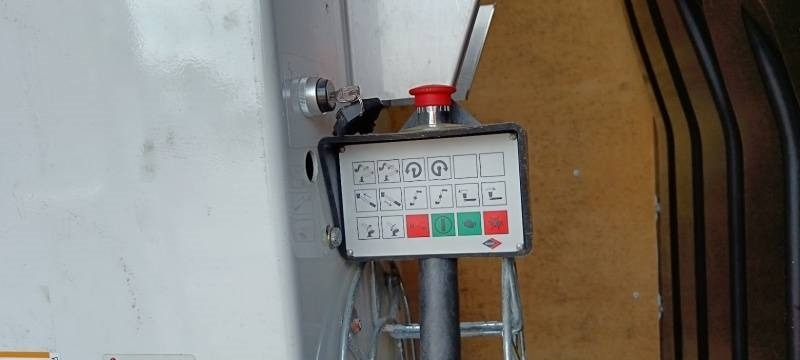 פלטפורמה אווירית מותקנת על משאית Renault Master Versalift ETL-32-125 - 12,5 m - 120kg: תמונה 15