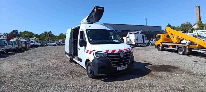 Renault Master Versalift VTL120C EVO - 11,7 m - 120kg - פלטפורמה אווירית מותקנת על משאית: תמונה 1 Renault Master Versalift VTL120C EVO - 11,7 m - 120kg - פלטפורמה אווירית מותקנת על משאית: תמונה 1