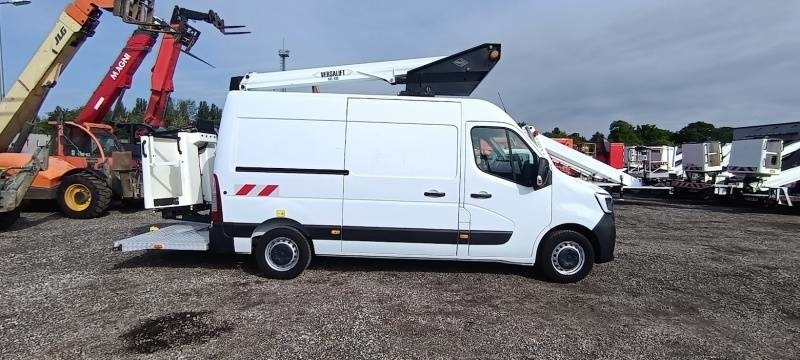 Renault Master Versalift VTL135 EVO - 13,3 m - 120kg - פלטפורמה אווירית מותקנת על משאית: תמונה 4 Renault Master Versalift VTL135 EVO - 13,3 m - 120kg - פלטפורמה אווירית מותקנת על משאית: תמונה 4