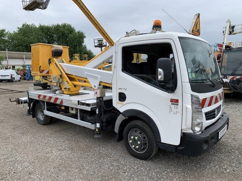 Renault Maxity Multitel MX170 - 17 m - פלטפורמה אווירית מותקנת על משאית: תמונה 1 Renault Maxity Multitel MX170 - 17 m - פלטפורמה אווירית מותקנת על משאית: תמונה 1