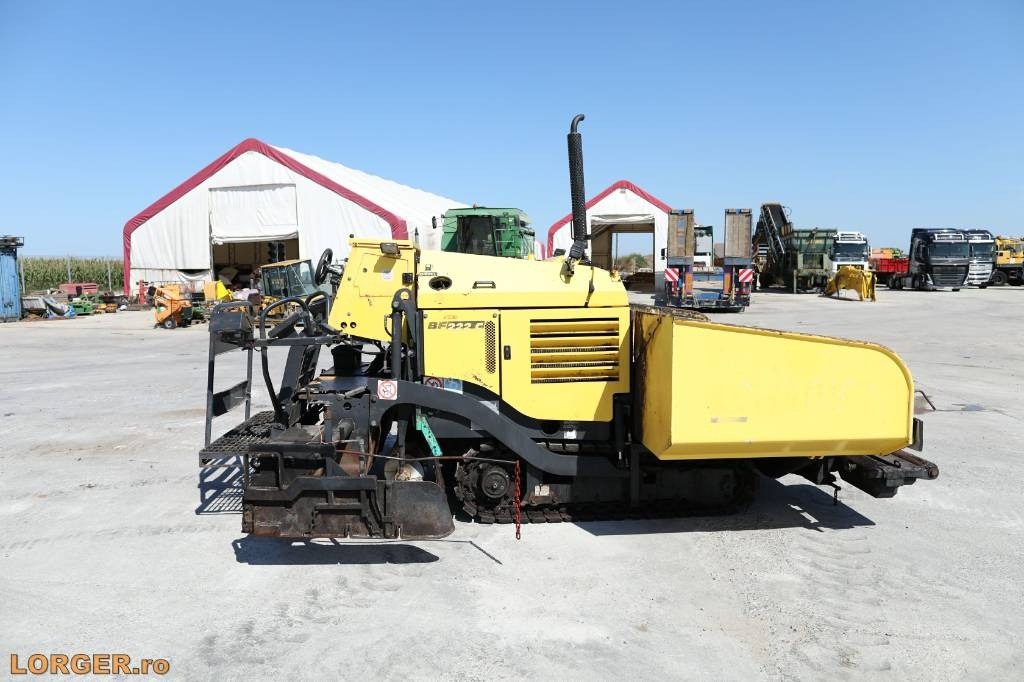 Bomag BF 222 C - מרצף אספלט: תמונה 1 Bomag BF 222 C - מרצף אספלט: תמונה 1