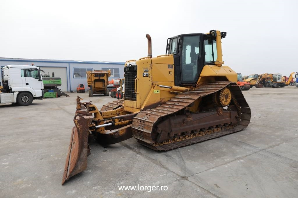 CAT D 6 N  - דחפור: תמונה 4 CAT D 6 N  - דחפור: תמונה 4