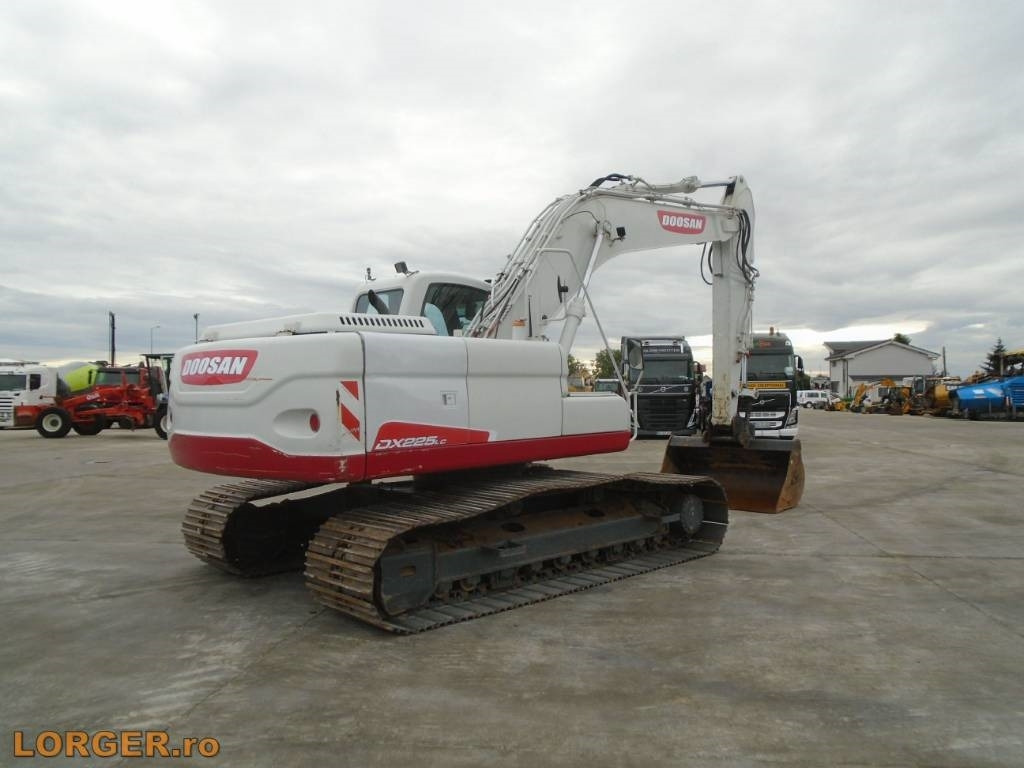 Doosan DX 225 LC with 18m long reach boom - מחפר סורק: תמונה 4 Doosan DX 225 LC with 18m long reach boom - מחפר סורק: תמונה 4
