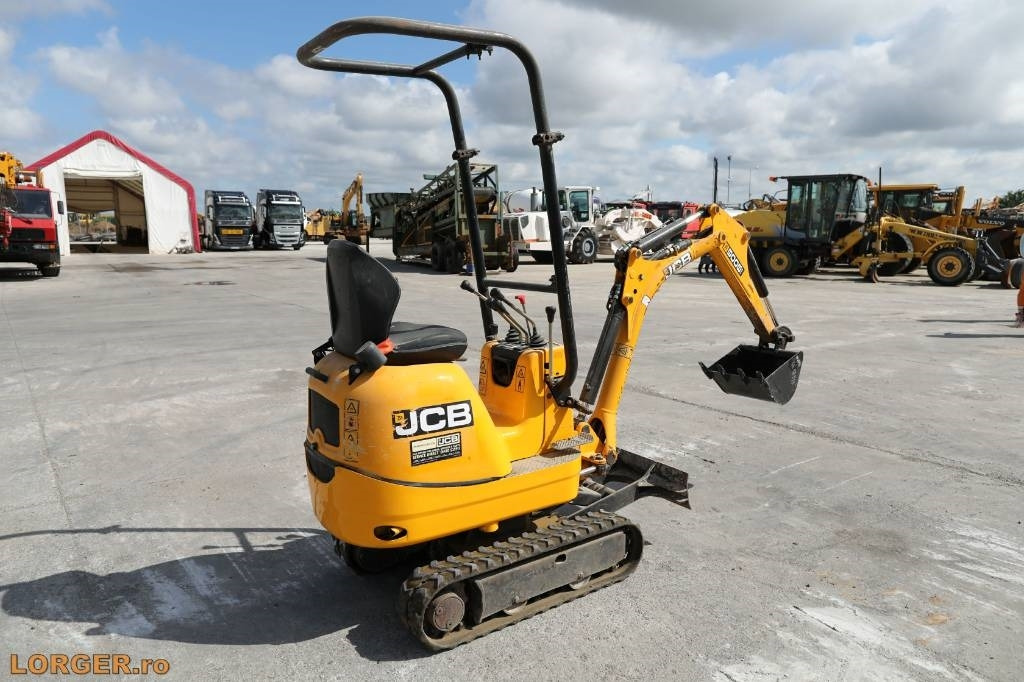 JCB 8008 CTS - מיני מחפר: תמונה 3 JCB 8008 CTS - מיני מחפר: תמונה 3