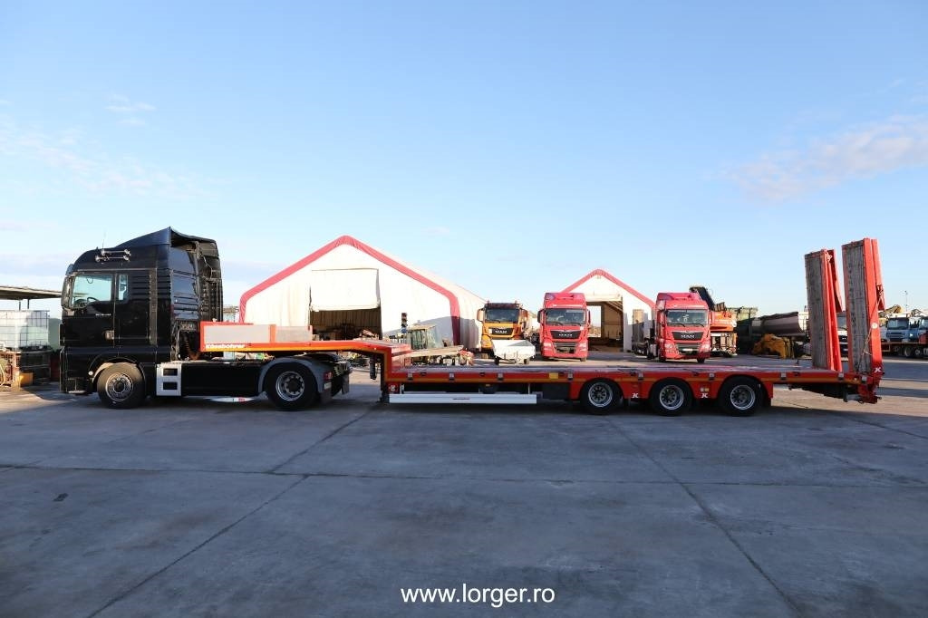 MAN TGX 18.440 4x2 BLS + Trailer Kässbohrer LB3 Lowbed - יחידת טרקטור: תמונה 4 MAN TGX 18.440 4x2 BLS + Trailer Kässbohrer LB3 Lowbed - יחידת טרקטור: תמונה 4