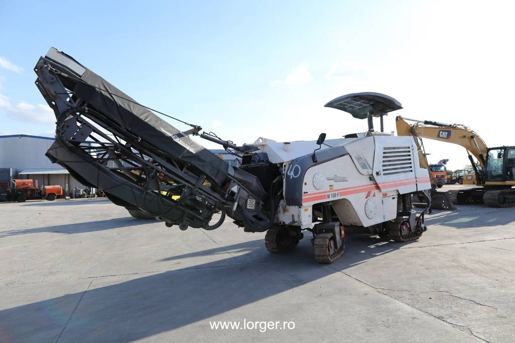 Wirtgen W 100 F - מקצועה חשמלית קרה: תמונה 1 Wirtgen W 100 F - מקצועה חשמלית קרה: תמונה 1