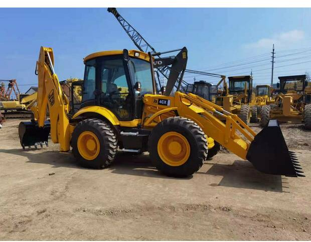 2022 JCB 4CX - מחפרון: תמונה 4 2022 JCB 4CX - מחפרון: תמונה 4