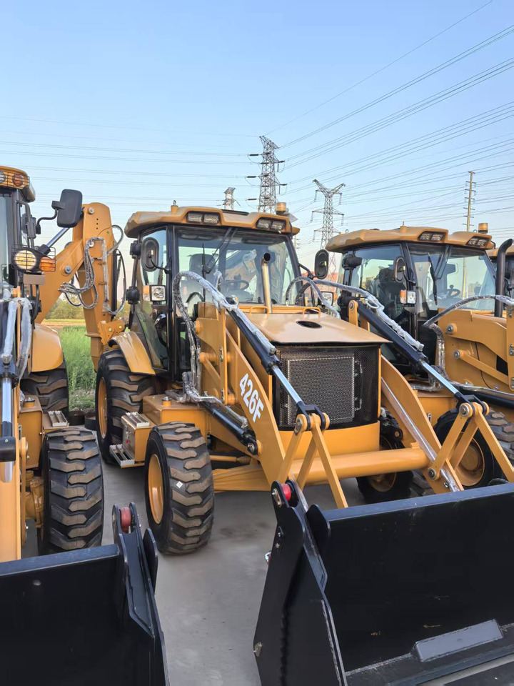 CATERPILLAR 426 - מעמיס זוחל: תמונה 2 CATERPILLAR 426 - מעמיס זוחל: תמונה 2