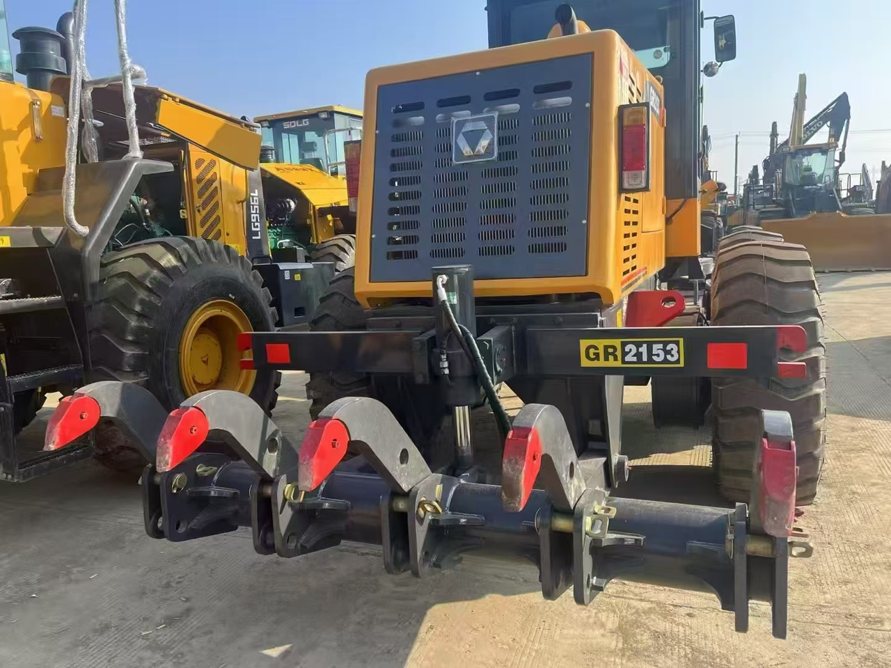 XCMG GR2153 - מפלסת: תמונה 3 XCMG GR2153 - מפלסת: תמונה 3