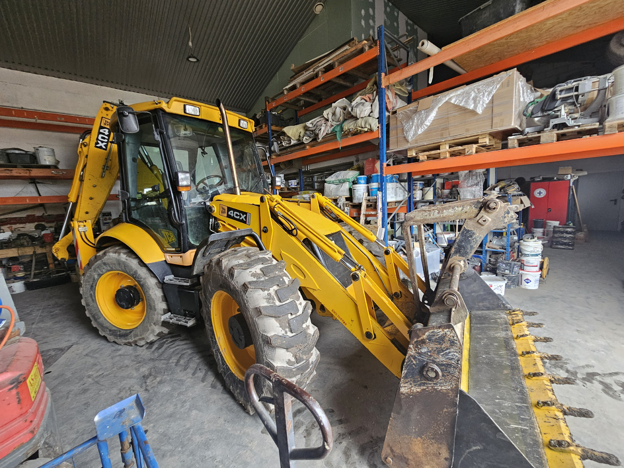 JCB 4CX - מחפרון: תמונה 1 JCB 4CX - מחפרון: תמונה 1