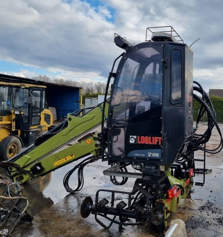 Loglift 96 ST 97 - עגורן מעמיס עבור ציוד יער: תמונה 1 Loglift 96 ST 97 - עגורן מעמיס עבור ציוד יער: תמונה 1