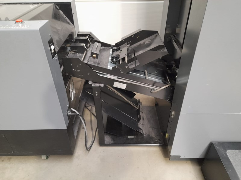 Duplo System 4000 - מכונת הדפסה: תמונה 3 Duplo System 4000 - מכונת הדפסה: תמונה 3