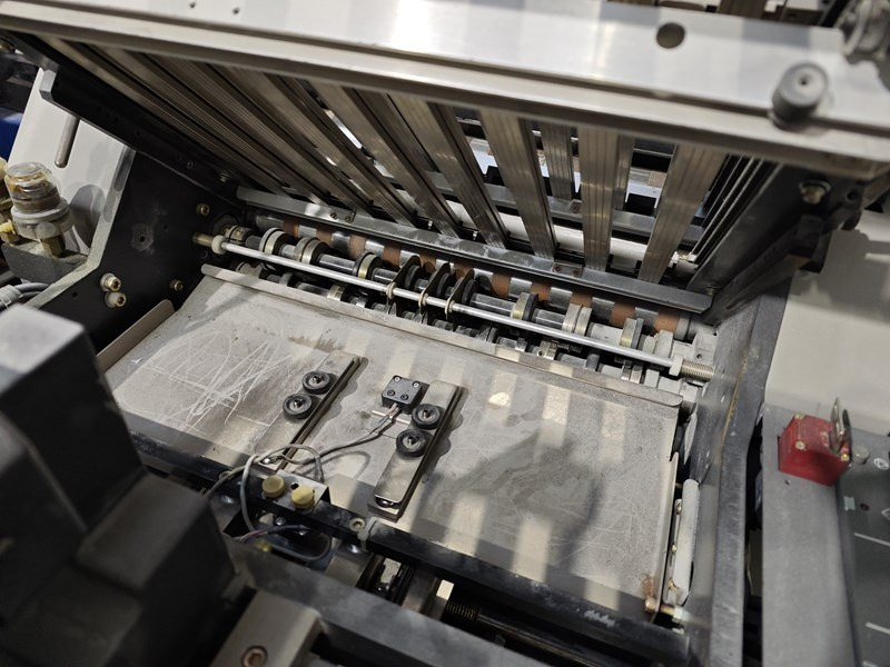 Horizon AFC-504 AKT | 2000 - מכונות קיפול: תמונה 2 Horizon AFC-504 AKT | 2000 - מכונות קיפול: תמונה 2