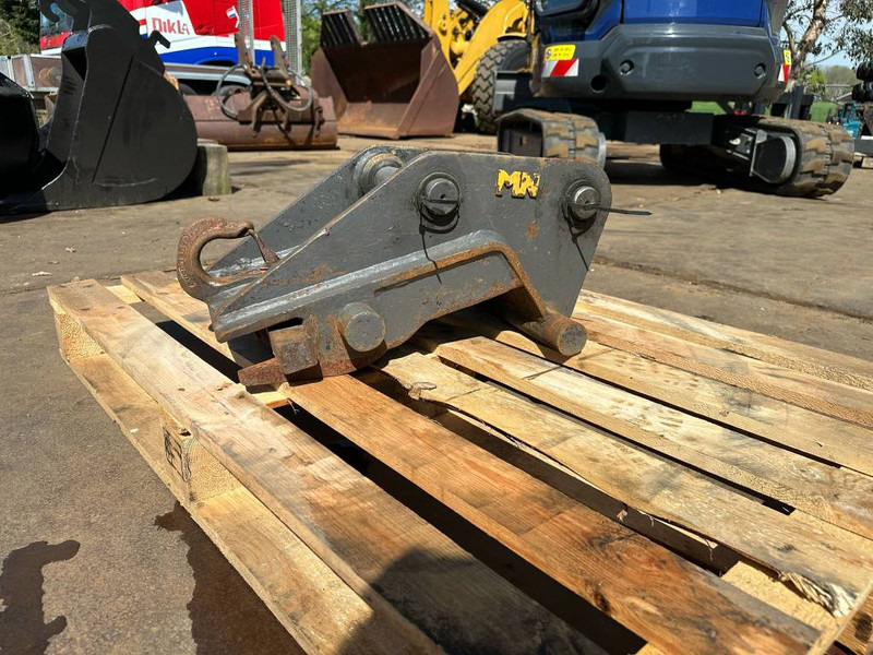 מצמד מהיר עבור מכונת בנייה Matt Nielen CW10 quick coupler / snelwissel: תמונה 1