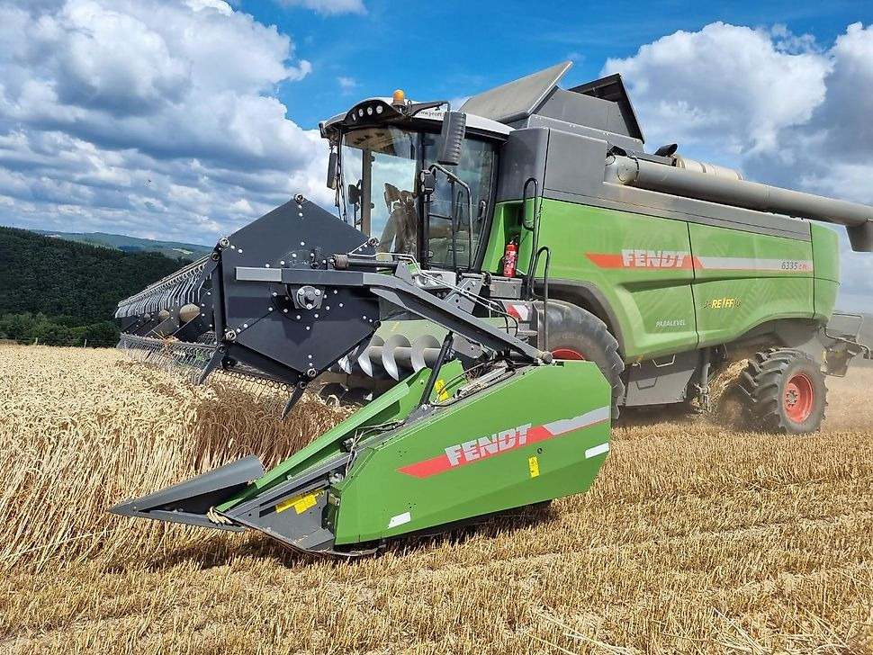 J.Reiff Sarl
Herr Stefan Neukirch - 77 Z.I in den - מקצרת קומבינה: תמונה 1 J.Reiff Sarl
Herr Stefan Neukirch - 77 Z.I in den - מקצרת קומבינה: תמונה 1