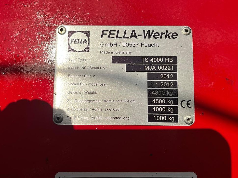 J.Reiff Sarl
Herr Stefan Neukirch - 77 Z.I in den - גורף/ מגרפה: תמונה 4 J.Reiff Sarl
Herr Stefan Neukirch - 77 Z.I in den - גורף/ מגרפה: תמונה 4