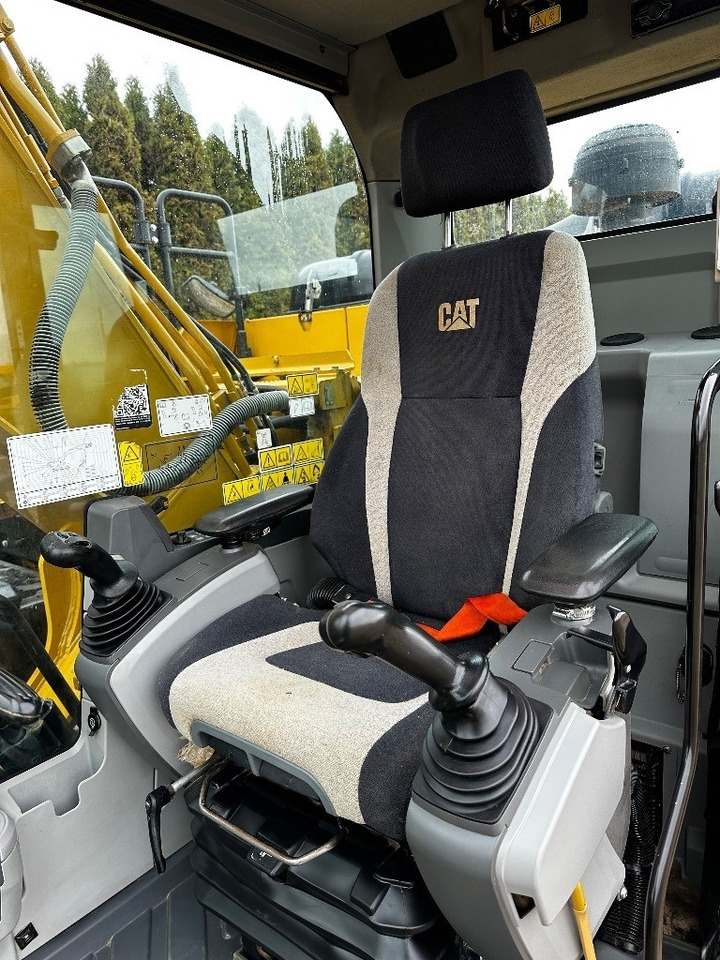 מחפר סורק CAT 320 EL: תמונה 21
