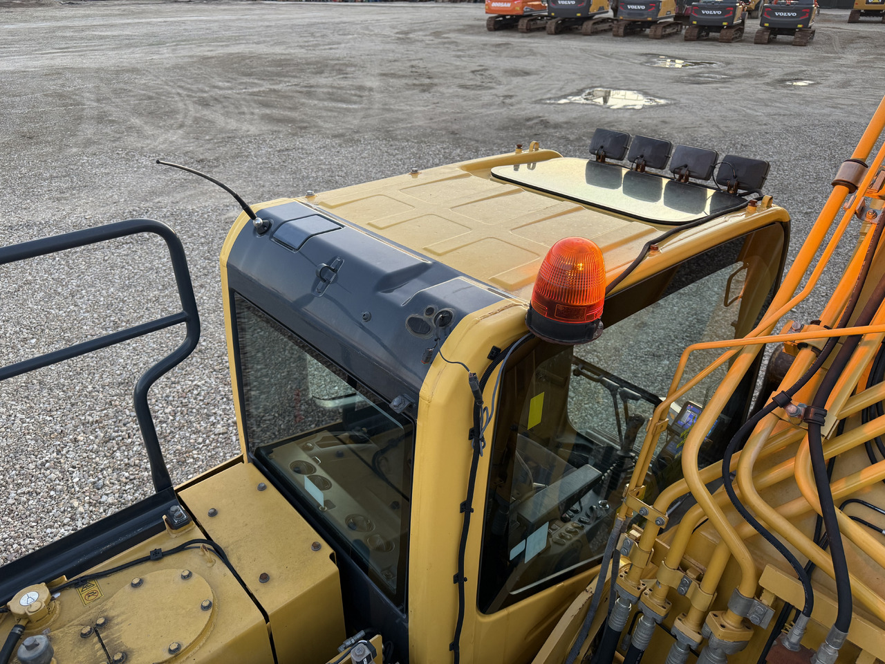 מחפר סורק KOMATSU PC 360 LC-11: תמונה 16