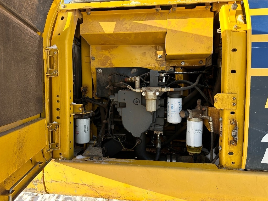 מחפר סורק Komatsu PC 210 LC-11: תמונה 12