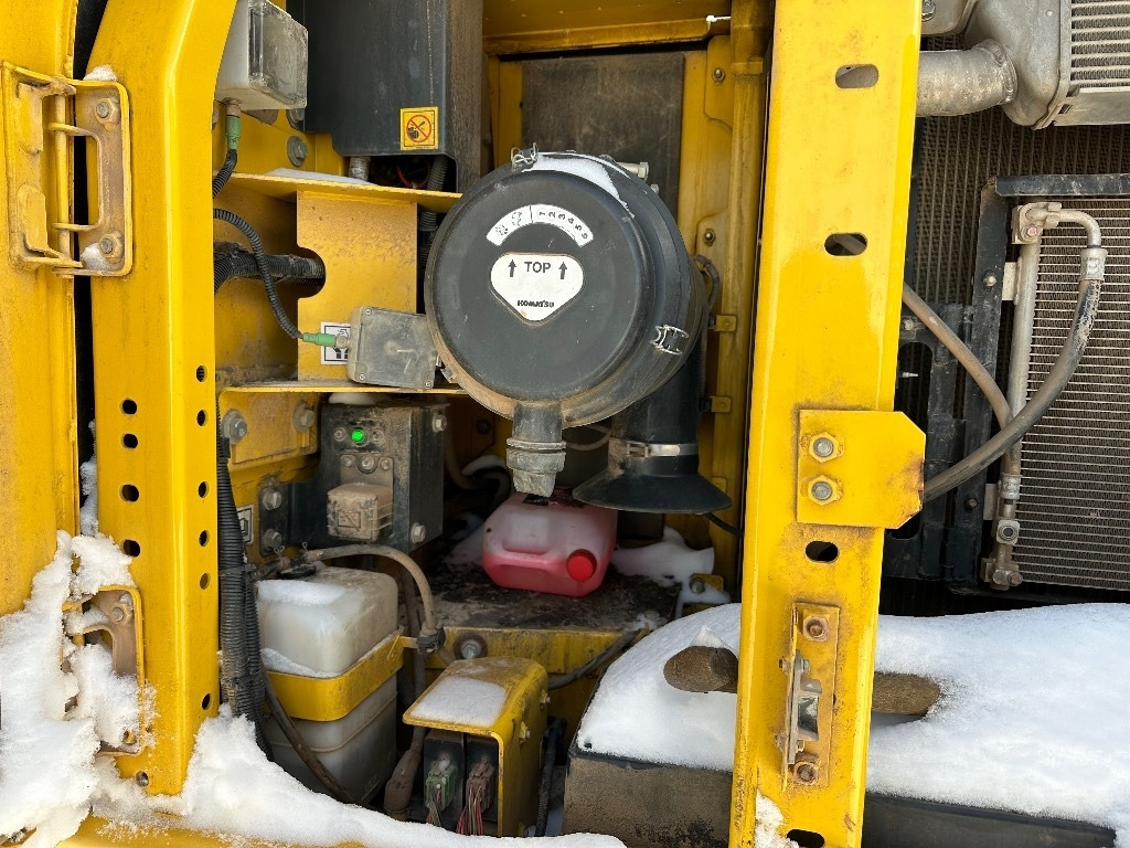 מחפר סורק Komatsu PC 210 LC-11: תמונה 28