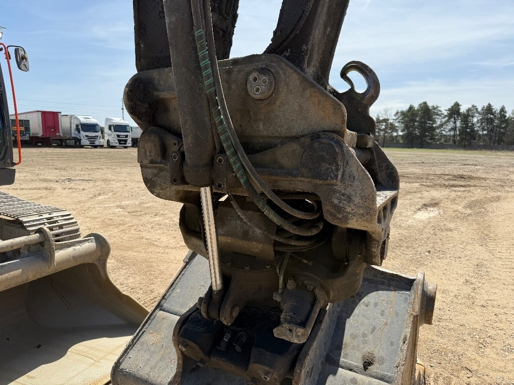 מחפר סורק Volvo EC 220 EL: תמונה 14