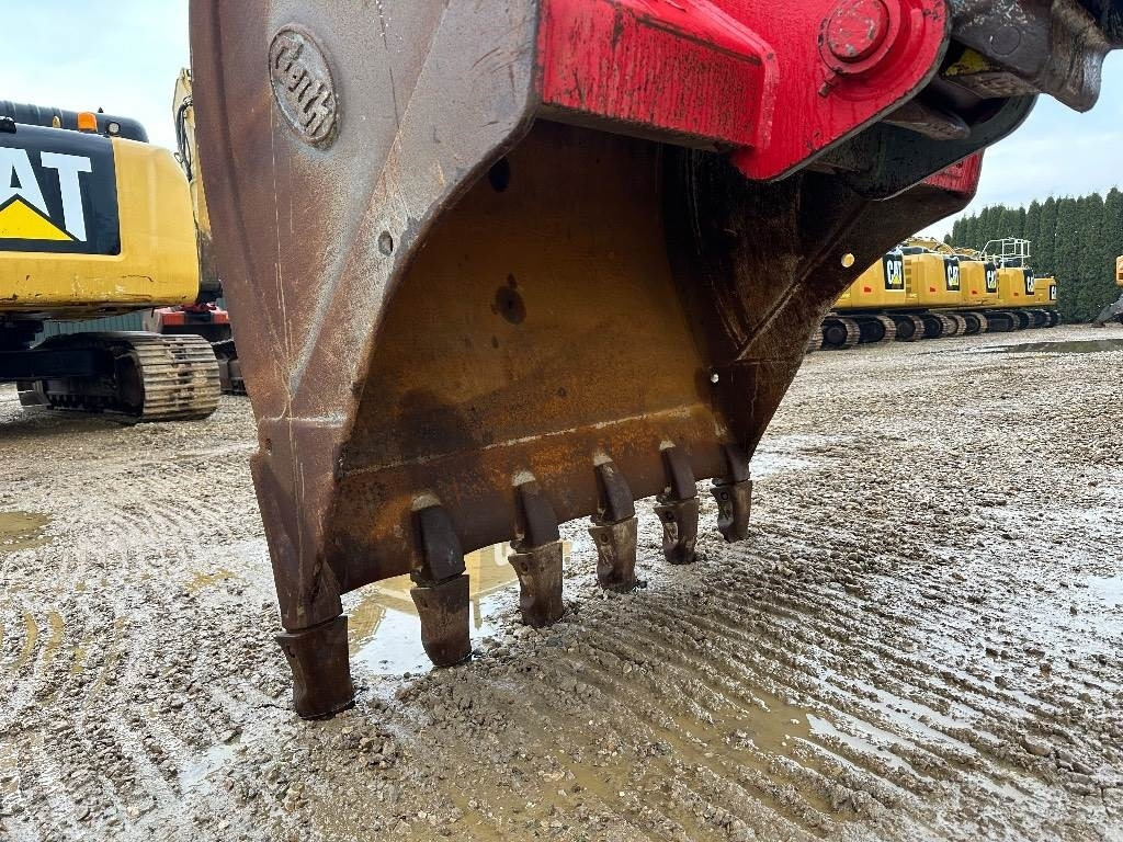 Volvo EC 220 EL - מחפר סורק: תמונה 2 Volvo EC 220 EL - מחפר סורק: תמונה 2