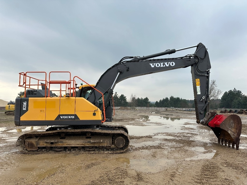 מחפר סורק Volvo EC 220 EL: תמונה 6