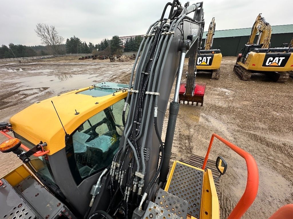 מחפר סורק Volvo EC 220 EL: תמונה 21