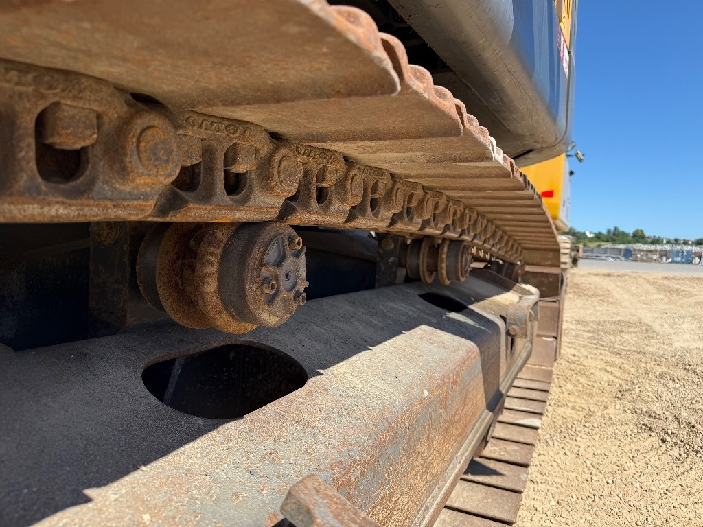 מחפר סורק Volvo ECR 235 EL: תמונה 11