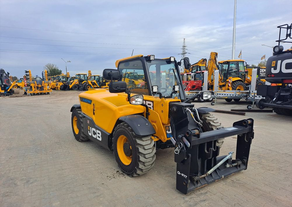JCB 525-60E - מפעיל טלסקופי: תמונה 2 JCB 525-60E - מפעיל טלסקופי: תמונה 2